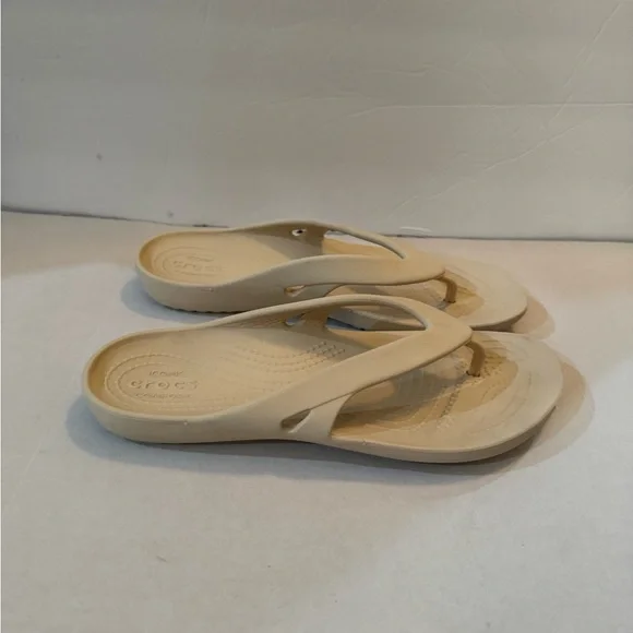 Crocs Women's Kadee II Flip Flop Sandals - Picture 5 of 10